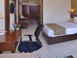 Hotel Devashish Haldwāni Exterior foto